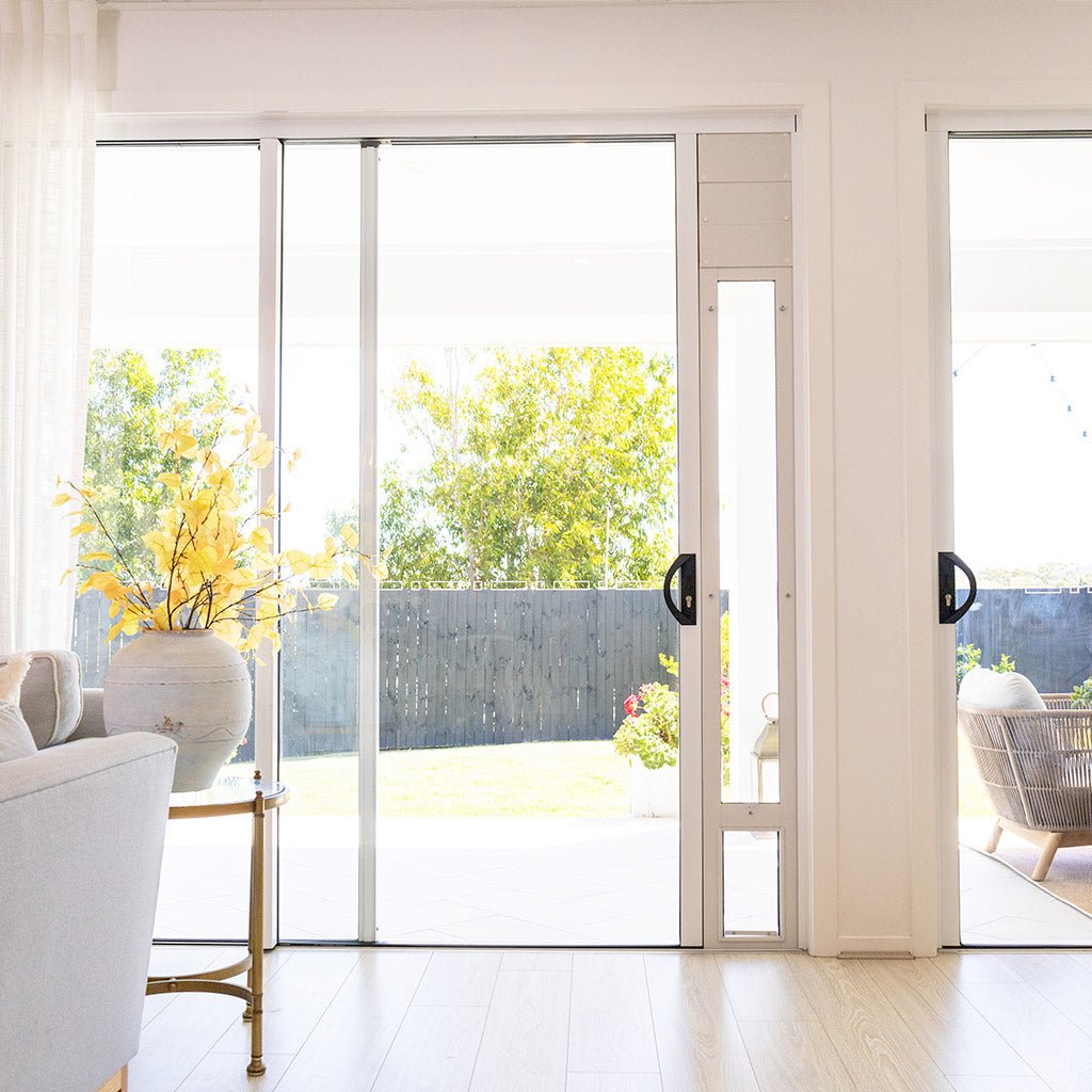 Patio Pet Door Insert - La_Luna_Pet_Care